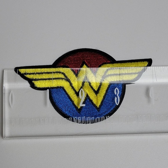 VTG Iron On Patch Wonder Woman, 4" - Picture 5 of 7